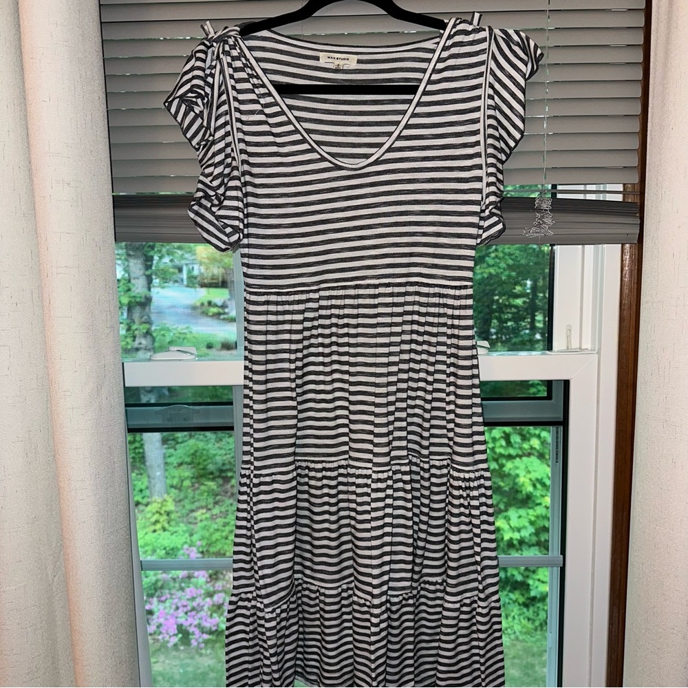 Max Studio Black and White Flutter Sleeve Sundress